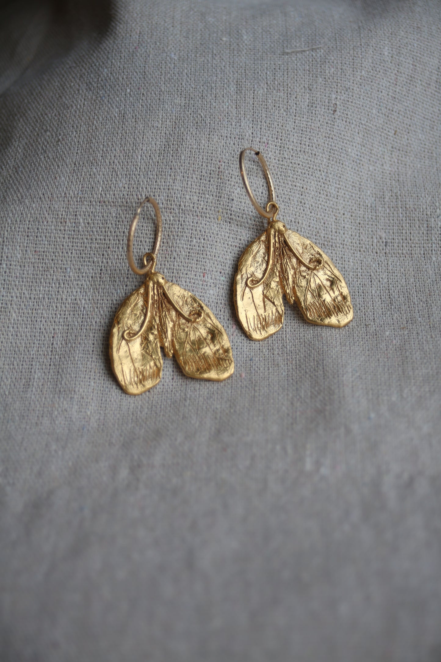 Moth Hoops